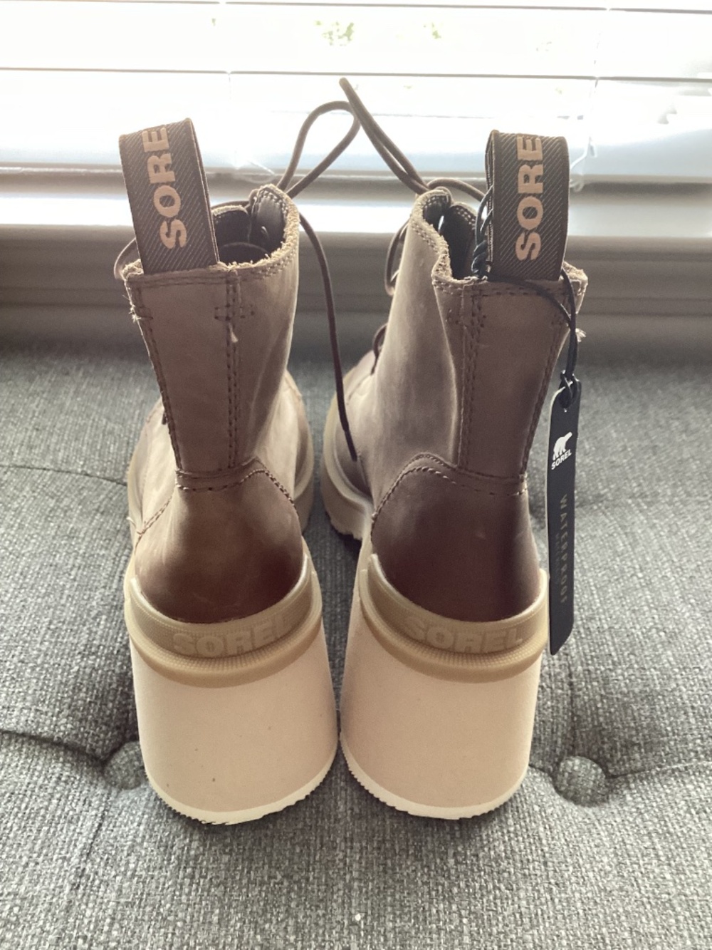 SOREL Hi-Line Waterproof Lace-Up Boot, size 8 - Picture 9 of 9
